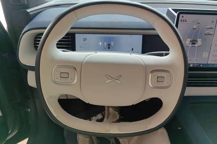 Used XPeng G6 2023 580 Long-Range Pro Steering Wheel