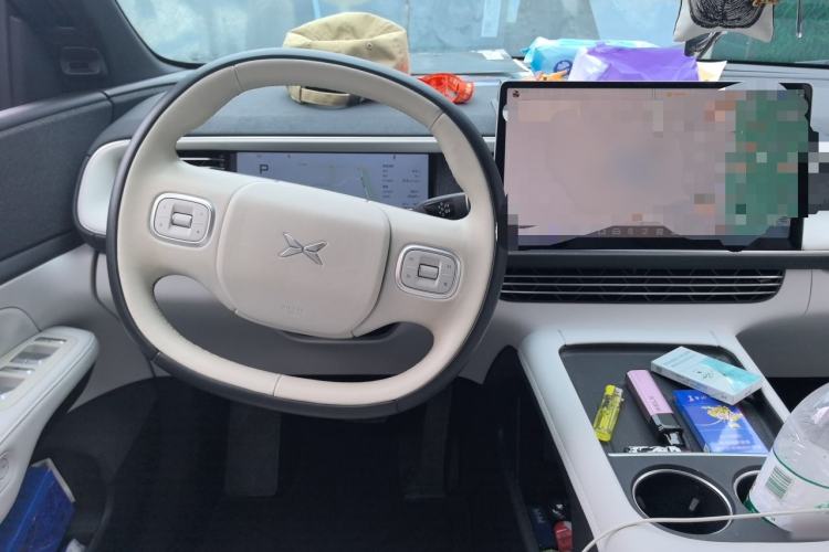 Used XPeng G6 2023 580 Long-Range Pro Steering Wheel