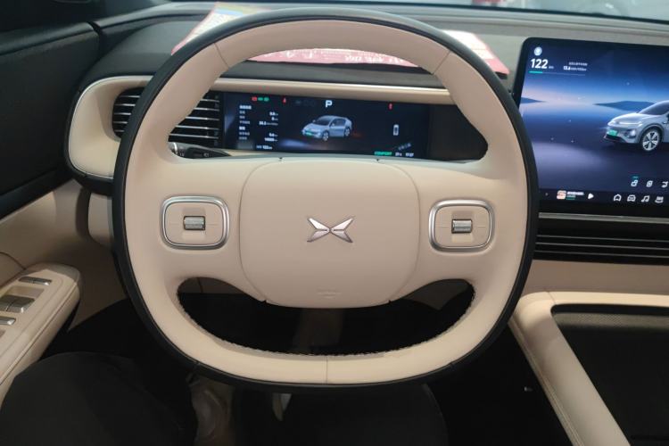 Used XPeng G6 2023 580 Long-Range Pro Steering Wheel