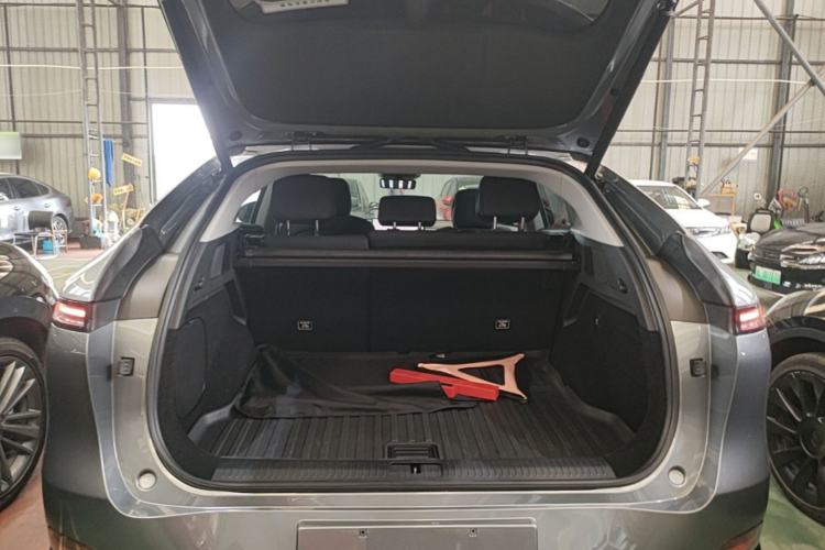 Used XPeng G6 2023 755 Ultra-Long Range Max Trunk