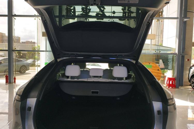 Used XPeng G6 2023 580 Long-Range Max Trunk