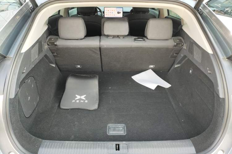 Used XPeng G6 2023 580 Long-Range Pro Trunk