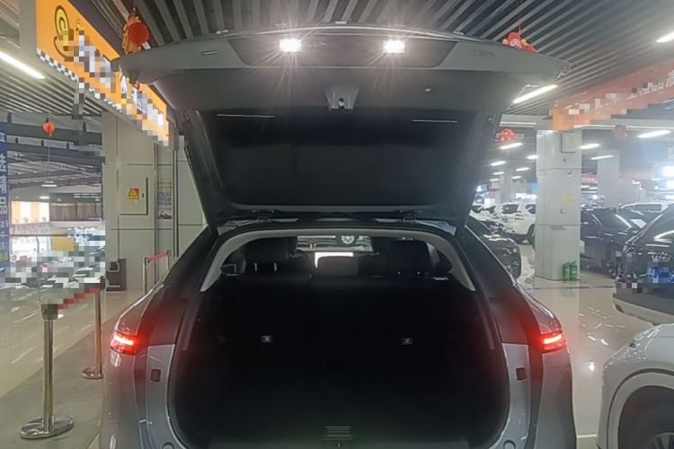 Used XPeng G6 2023 580 Long-Range Pro Trunk