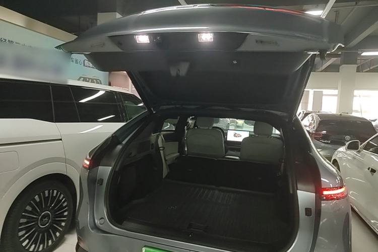 Used XPeng G6 2023 580 Long-Range Pro Trunk