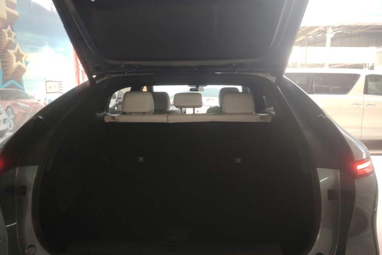 Used XPeng G6 2023 580 Long-Range Pro Trunk