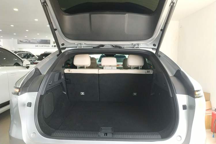 Used XPeng G6 2023 580 Long-Range Max Trunk