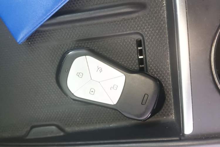 Used XPeng G6 2023 580 Long-Range Pro Vehicle Key