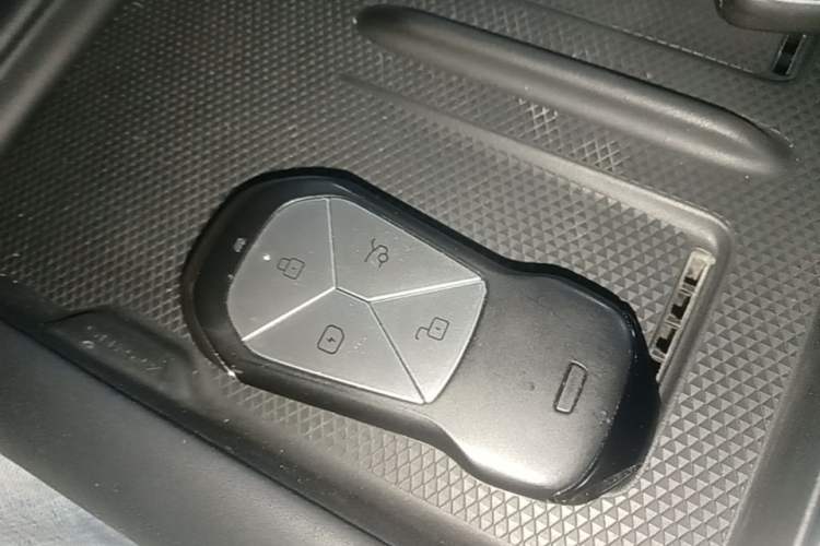 Used XPeng G6 2023 755 Ultra-Long Range Pro Vehicle Key