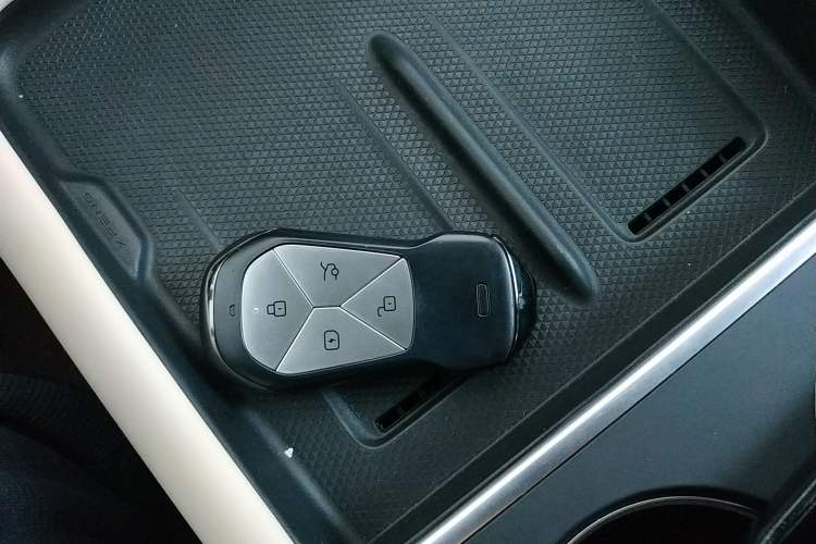 Used XPeng G6 2023 580 Long-Range Max Vehicle Key