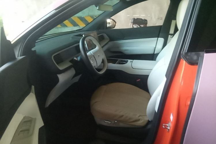 Used XPeng G6 2023 755 Ultra-Long Range Max Driver Seat
