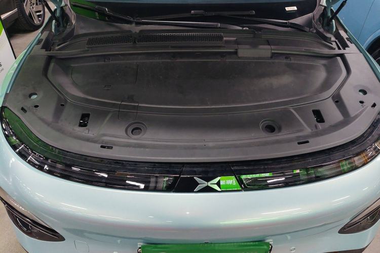 Used XPeng G6 2023 700 Four-Wheel Drive Performance Max Engine Bay