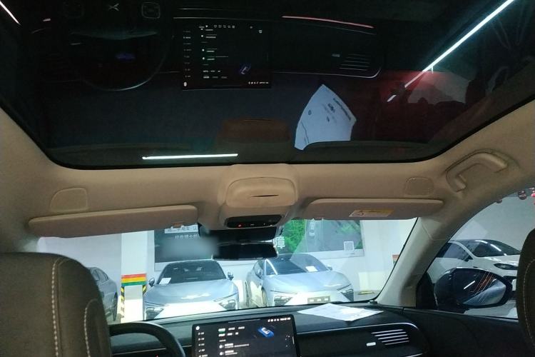 Used XPeng G6 2023 755 Ultra-Long Range Pro Headliner