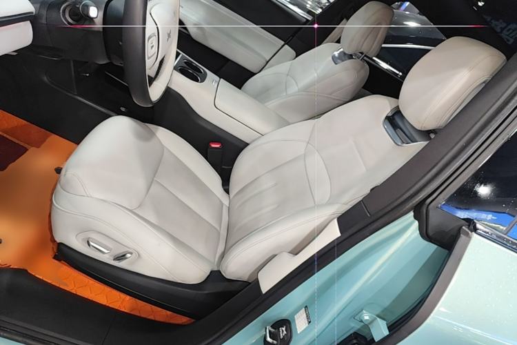 Used XPeng G6 2023 755 Ultra-Long Range Max Left Front Seat