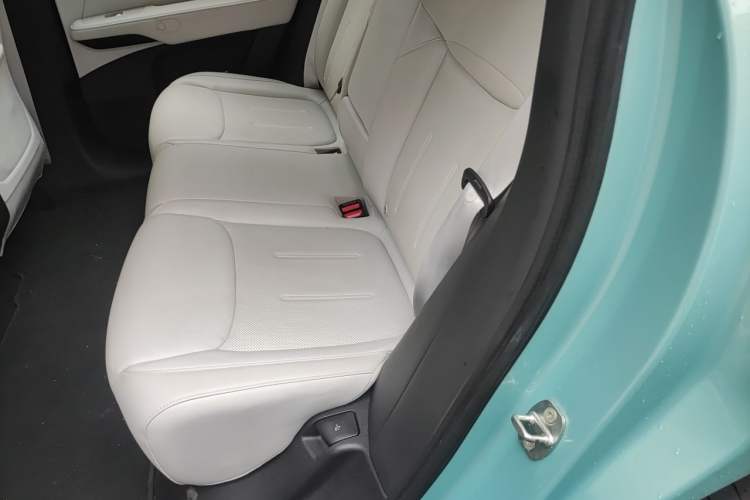 Used XPeng G6 2023 755 Ultra-Long Range Pro Left Rear Seat