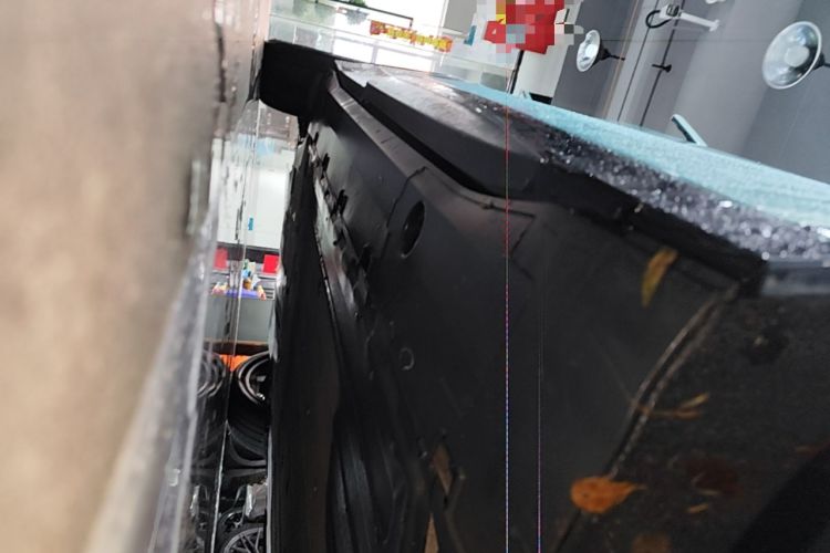 Used XPeng G6 2023 755 Ultra-Long Range Max Right Side Sill