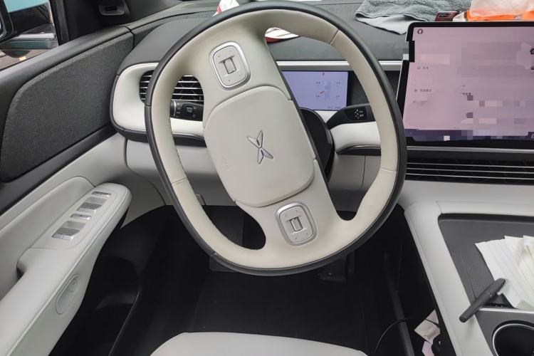 Used XPeng G6 2023 755 Ultra-Long Range Pro Steering Wheel