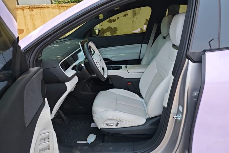 Used XPeng G6 2023 580 Long-Range Pro Left Front Seat