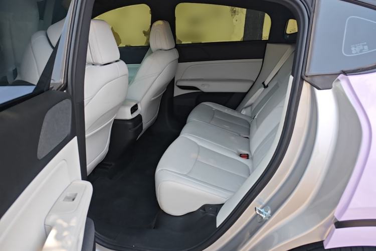 Used XPeng G6 2023 580 Long-Range Pro Left Rear Seat