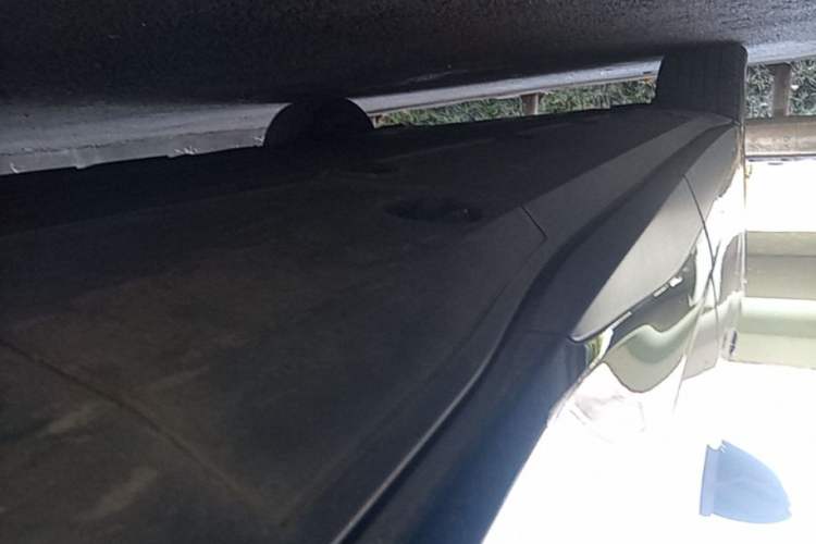 Used XPeng G6 2023 755 Ultra-Long Range Max Left Side Sill