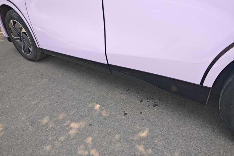 Used XPeng G6 2023 580 Long-Range Pro Left Side Sill