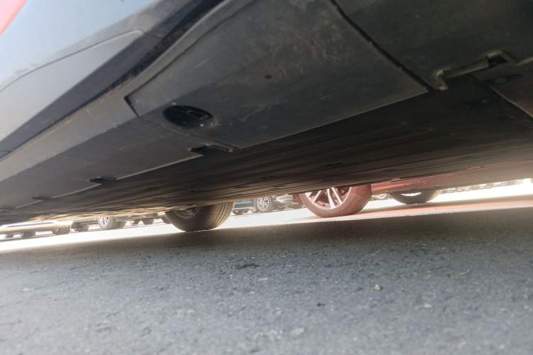 Used XPeng G6 2023 580 Long-Range Max Chassis Rear Left
