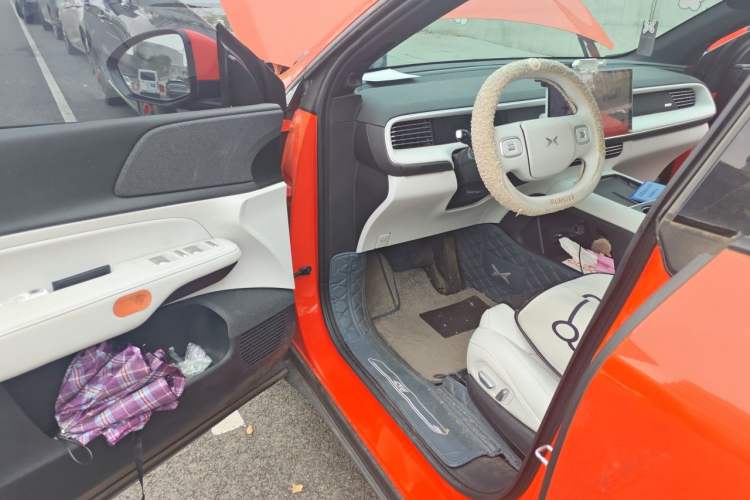 Used XPeng G6 2023 580 Long-Range Max Driver Seat
