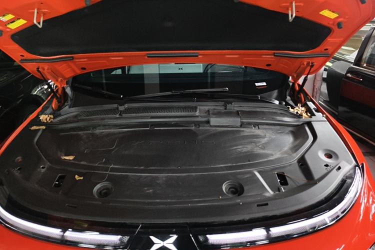 Used XPeng G6 2023 580 Long-Range Max Engine Bay