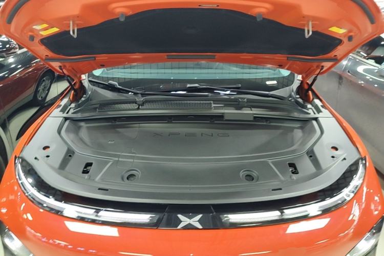 Used XPeng G6 2023 580 Long-Range Pro Engine Bay