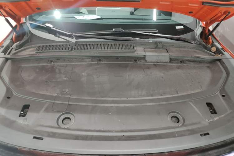 Used XPeng G6 2023 580 Long-Range Pro Engine Bay