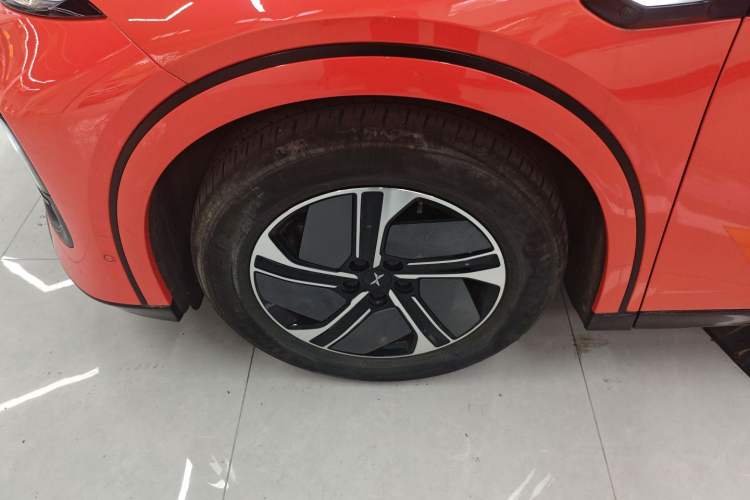 Used XPeng G6 2023 700 Four-Wheel Drive Performance Max Exterior 4