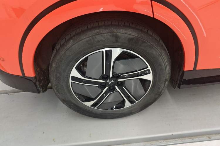 Used XPeng G6 2023 700 Four-Wheel Drive Performance Max Exterior 5