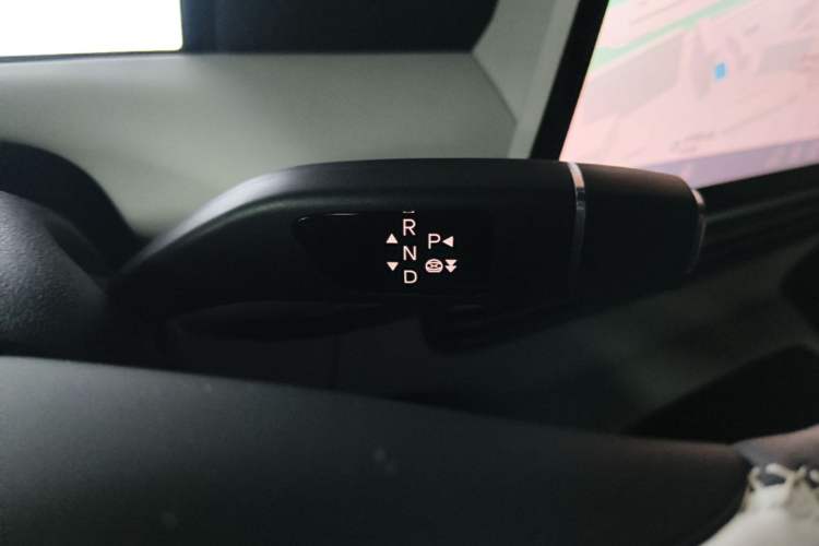 Used XPeng G6 2023 580 Long-Range Max Gear Lever