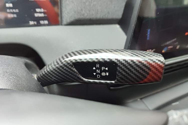 Used XPeng G6 2023 580 Long-Range Pro Gear Lever