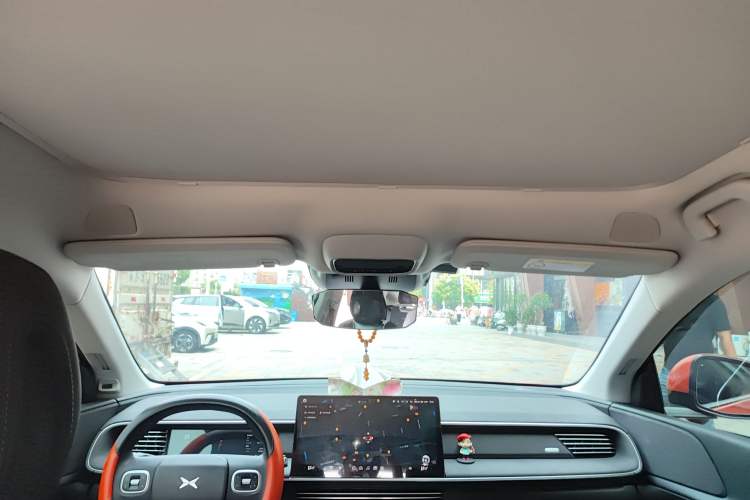 Used XPeng G6 2023 580 Long-Range Pro Headliner