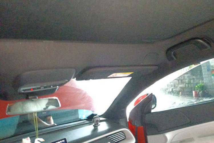 Used XPeng G6 2023 755 Ultra-Long Range Pro Headliner