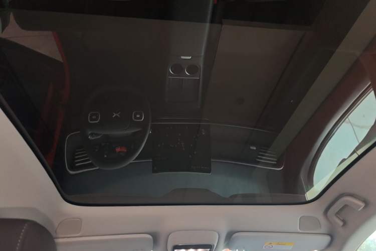 Used XPeng G6 2023 580 Long-Range Pro Headliner