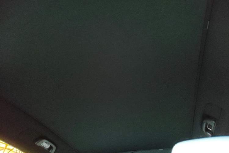 Used XPeng G6 2023 755 Ultra-Long Range Pro Headliner