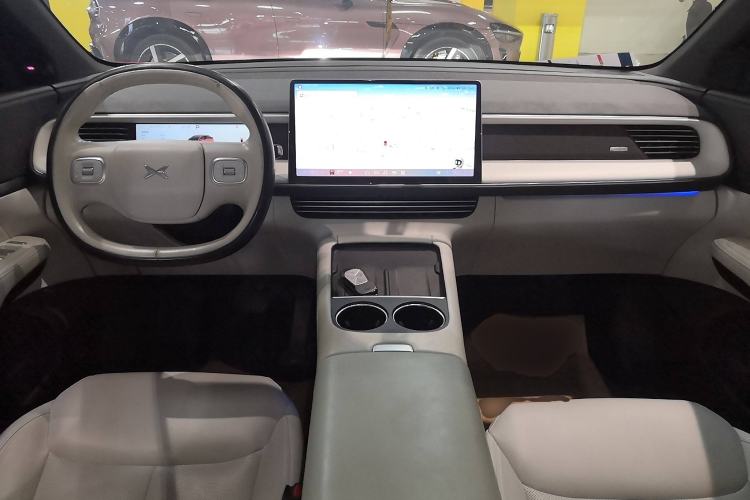 Used XPeng G6 2023 755 Ultra-Long Range Pro Interior 2