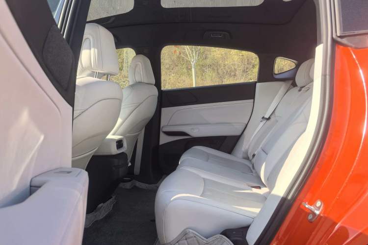 Used XPeng G6 2023 580 Long-Range Pro Interior 2