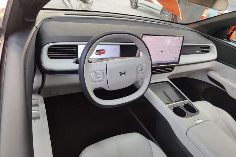 Used XPeng G6 2023 580 Long-Range Max Interior 2