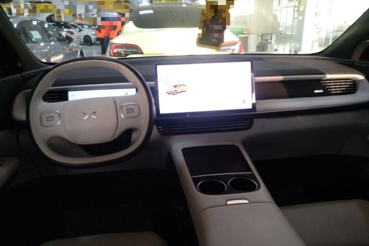 Used XPeng G6 2023 580 Long-Range Pro Interior 2