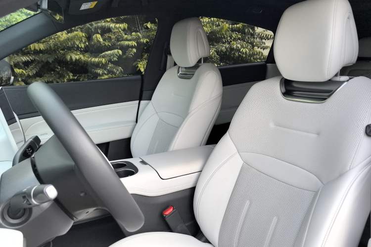 Used XPeng G6 2023 755 Ultra-Long Range Pro Interior 3