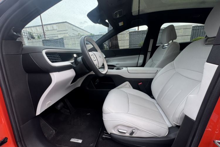 Used XPeng G6 2023 580 Long-Range Max Interior 5