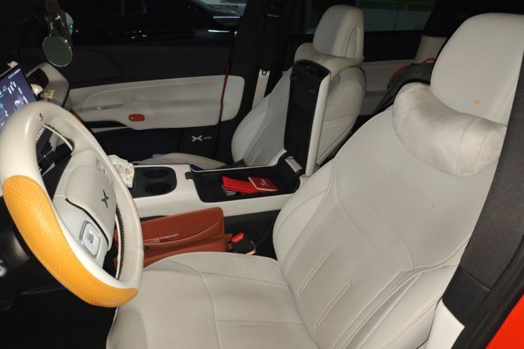 Used XPeng G6 2023 755 Ultra-Long Range Pro Left Front Seat