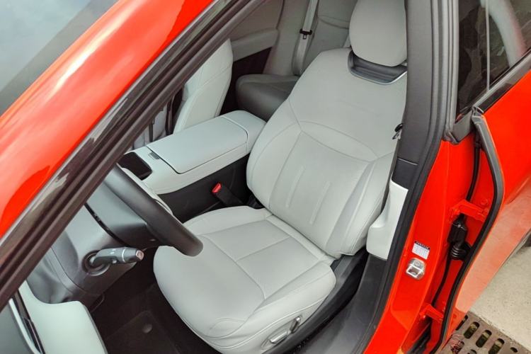 Used XPeng G6 2023 755 Ultra-Long Range Max Left Front Seat