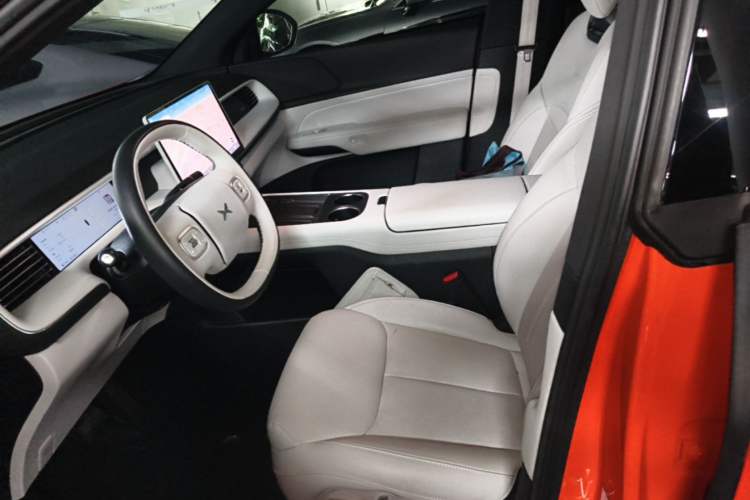 Used XPeng G6 2023 580 Long-Range Max Left Front Seat