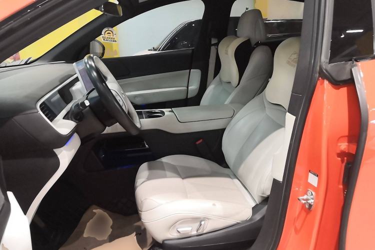 Used XPeng G6 2023 755 Ultra-Long Range Pro Left Front Seat