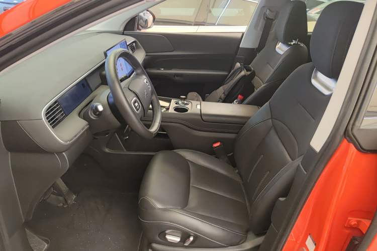 Used XPeng G6 2023 700 Four-Wheel Drive Performance Max Left Front Seat