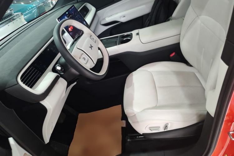 Used XPeng G6 2023 755 Ultra-Long Range Pro Left Front Seat