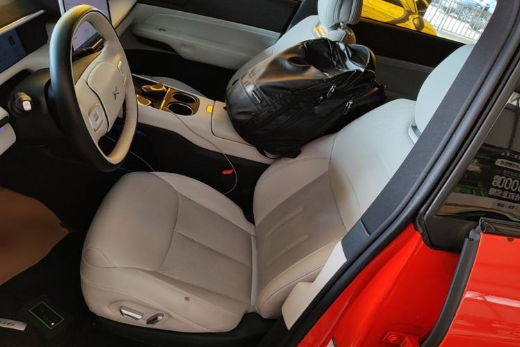 Used XPeng G6 2023 755 Ultra-Long Range Pro Left Front Seat